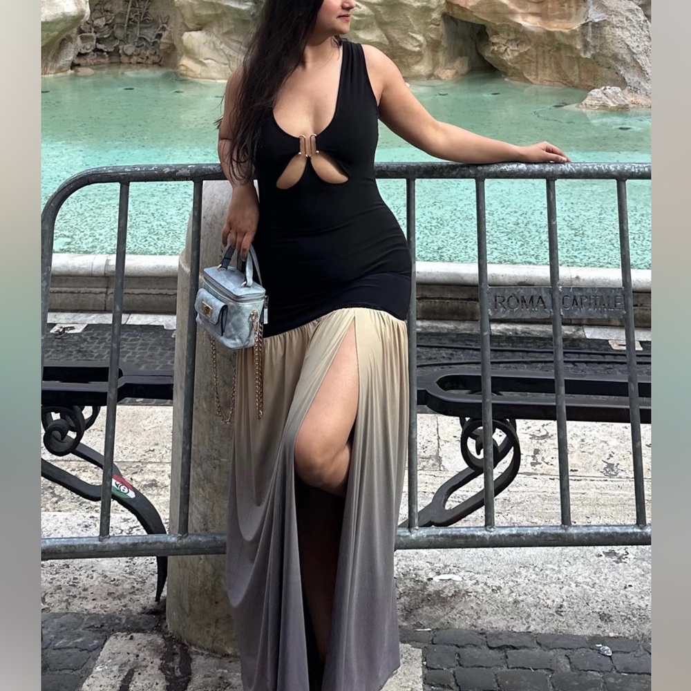 Black and Ombre Maxi Dress with slit
Size M 
Will fit S-M
Worn only once